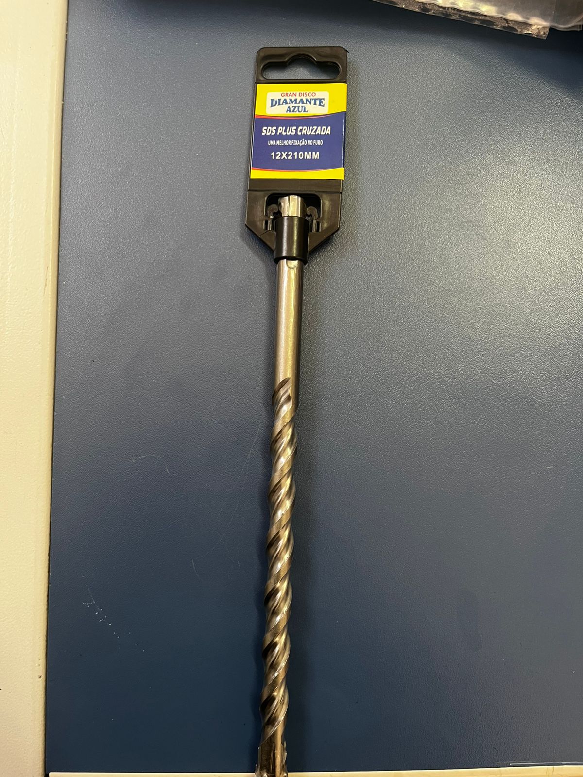 Broca SDS Plus cruzada 12 x 210 mm para locação